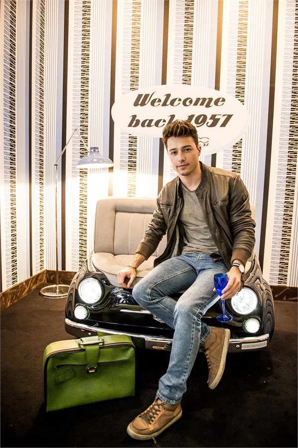 AleMagni Vanity Fair